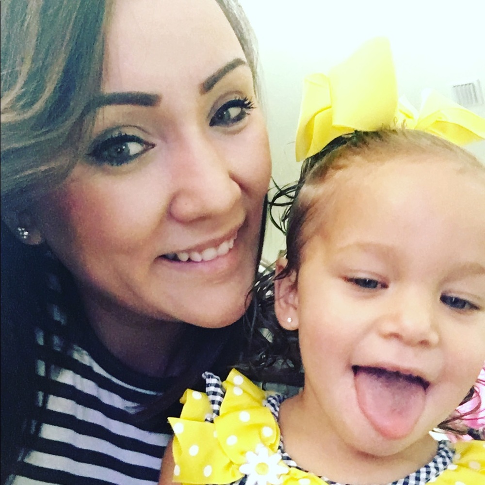 Meet your Posher, Angela